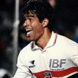 En la década de 1990, la Copa Libertadores fue testigo del resurgimiento de algunos clubes sudamericanos. Olimpia, dirig