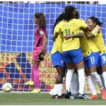 De 1941 a 1979, o esporte futebol feminino foi proibido no Brasil devido ao Decreto-Lei 3.199/1941, que alegava que este seria incompatível com a natureza das mulheres. Em 1983, entretanto, a prática foi regulamentada e reconhecida na Deliberação CND nº 01/83, com o considerável interesse feminino no país.