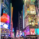 Times Square es uno de los lugares más icónicos y bulliciosos de la ciudad de Nueva York, 