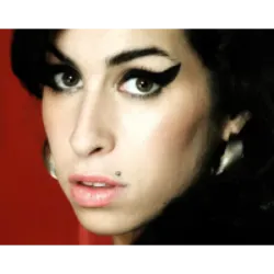 Amy Winehouse foi profundamente marcada por uma diversidade de gêneros musicais. Seu pai a introduziu ao jazz e soul americano, enquanto sua mãe a familiarizou com letristas como James Taylor e Carole King. A música de Thelonious Monk e Ray Charles, que ela ouvia através de seu irmão, também teve uma influência significativa em sua jornada musical. Além disso, o hip hop e R&B das Salt-n-Pepa e TLC atraíram sua atenção pela autenticidade das letras. Essas influências se mesclaram em seu álbum de estreia, "Frank". Ao se mudar para Camden Town, Amy foi exposta a uma variedade ainda maior de estilos, incluindo soul, blues e Motown dos anos 1960, que contribuíram para sua evolução musical. Ela também encontrou inspiração em artistas de ska e reggae, como The Specials, além de ser influenciada pela música gospel e por artistas como Marvin Gaye, Aretha Franklin e Stevie Wonde.